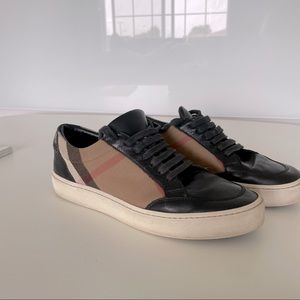 Burberry Sneakers 7.5